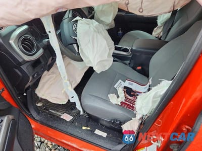 Zdjęcie 7 z 12 samochodu: 2018 TOYOTA TACOMA SR5 V6 VIN:5TFAZ5CN7JX065094 - miniatura