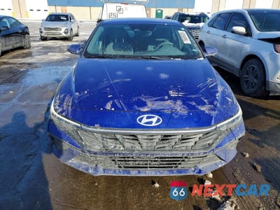 Piąte zdjęcie samochodu w środku: 2024 HYUNDAI ELANTRA SEL VIN:KMHLM4DG9RU738462 - miniatura
