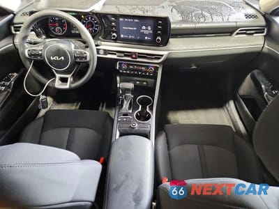 Zdjęcie 8 z 11 samochodu: 2022 KIA K5 LXS VIN:5XXG14J24NG145700 - miniatura