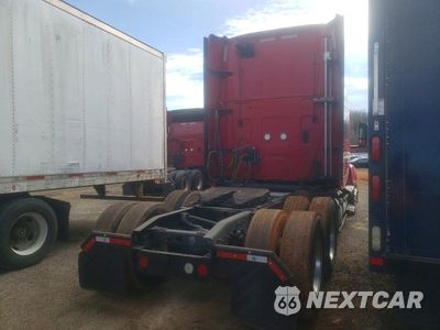 Czwarte zdjęcie samochodu z boku: 2019 INTERNATIONAL LT625 SEMI TRUCK VIN:3HSDZAPRXKN086453 - miniatura