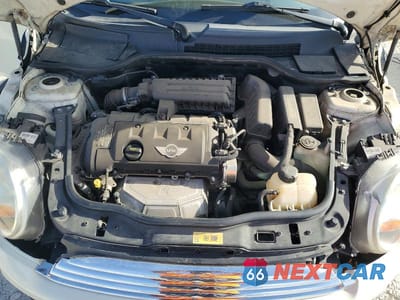 Zdjęcie 11 z 11 samochodu: 2011 MINI COOPER VIN:WMWSU3C59BT094867 - miniatura