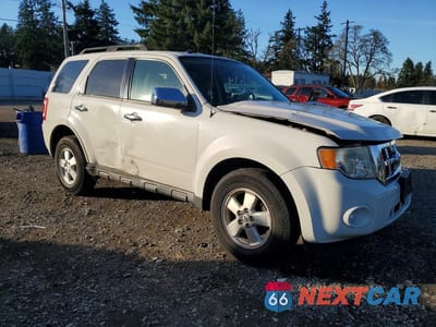 Czwarte zdjęcie samochodu z boku: 2012 FORD ESCAPE XLT VIN:1FMCU9D79CKA85261 - miniatura