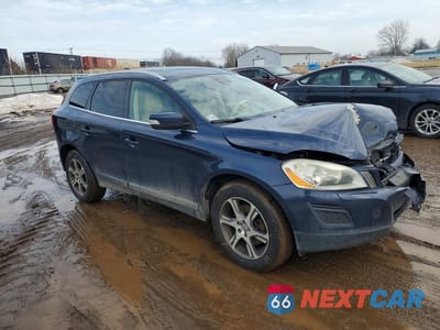 Czwarte zdjęcie samochodu z boku: 2012 VOLV XC60 VIN:YV4902DZ0C2297238 - miniatura