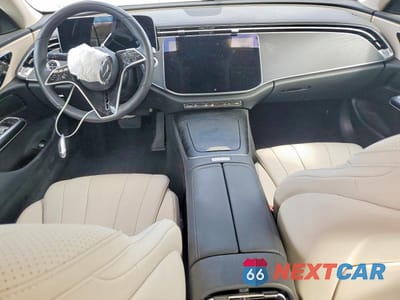 Zdjęcie 8 z 11 samochodu: 2025 MERCEDES-BENZ E 450 4MATIC VIN:W1KLF6BB5SA102572 - miniatura