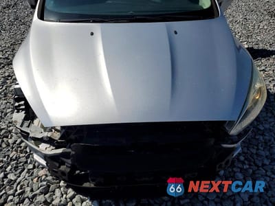 Zdjęcie 11 z 12 samochodu: 2018 FORD FOCUS SE VIN:1FADP3K26JL319664 - miniatura