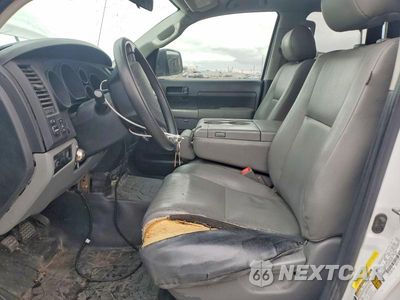 Zdjęcie 7 z 13 samochodu: 2012 TOYOTA TUNDRA DOUBLE CAB SR5 VIN:5TFUM5F17CX029607 - miniatura
