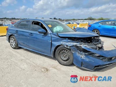 Czwarte zdjęcie samochodu z boku: 2025 HONDA CIVIC LX VIN:2HGFE2F26SH582542 - miniatura