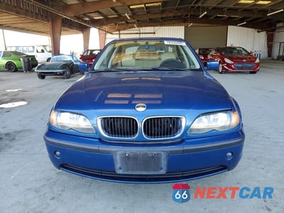 Piąte zdjęcie samochodu w środku: 2002 BMW 325 I VIN:WBAEV33462KL65360 - miniatura