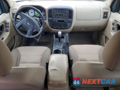 Zdjęcie 8 z 13 samochodu: 2006 FORD ESCAPE XLS VIN:1FMYU02Z06KA51574 - miniatura