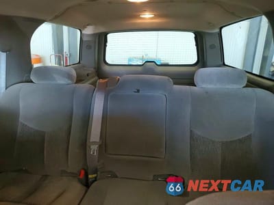 Zdjęcie 10 z 12 samochodu: 2004 CHEVROLET SUBURBAN K1500 VIN:3GNFK16Z94G204630 - miniatura