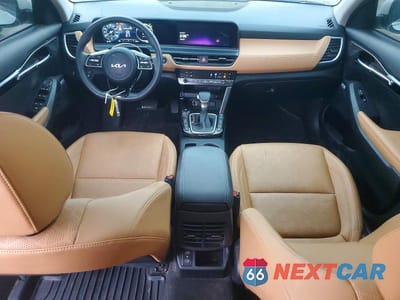 Zdjęcie 8 z 13 samochodu: 2024 KIA SELTOS SX VIN:KNDETCA72R7629628 - miniatura