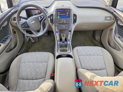 Zdjęcie 8 z 12 samochodu: 2013 CHEVROLET VOLT VIN:1G1RA6E47DU120615 - miniatura