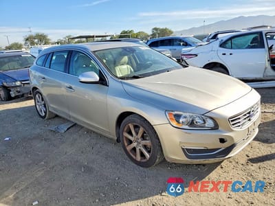 Czwarte zdjęcie samochodu z boku: 2017 VOLVO V60 T5 PREMIER VIN:YV140MEK7H1373054 - miniatura