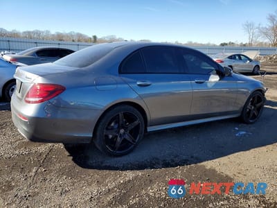 Trzecie zdjęcie samochodu z tyłu: 2020 MERCEDES-BENZ E 350 4MATIC VIN:W1KZF8EB8LA832107 - miniatura