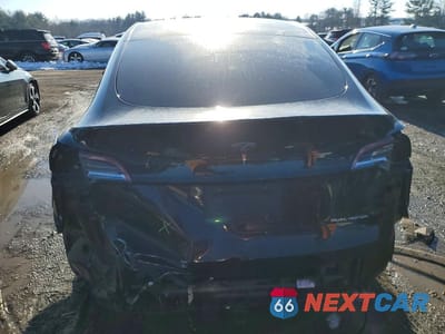 Zdjęcie 6 z 12 samochodu: 2020 TESLA MODEL Y VIN:5YJYGDEE3LF045403 - miniatura