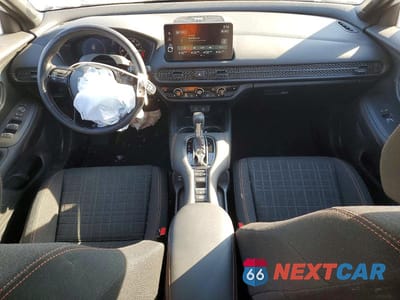 Zdjęcie 8 z 14 samochodu: 2026 HONDA HR-V SPORT VIN:3CZRZ1H5XTM705760 - miniatura