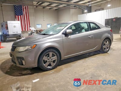 2011 KIA FORTE KOUP EX KNAFU6A25B5385446 - główne zdjęcie licytacji z USA - miniatura