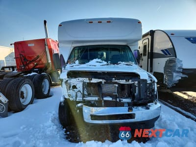 Piąte zdjęcie samochodu w środku: 2025 FORD ECONOLINE E450 SUPER DUTY CUTAWAY VAN VIN:1FDFE4FN8SDD03525 - miniatura