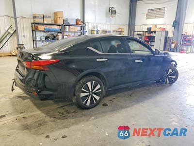 Trzecie zdjęcie samochodu z tyłu: 2022 NISSAN ALTIMA 2.5 SV VIN:1N4BL4DW3NN359378 - miniatura