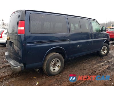 Trzecie zdjęcie samochodu z tyłu: 2007 CHEVROLET EXPRESS G3500 VIN:1GNHG35UX71204389 - miniatura