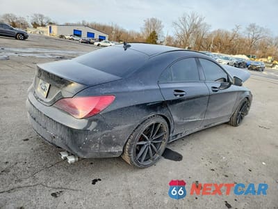 Trzecie zdjęcie samochodu z tyłu: 2014 MERCEDES-BENZ CLA 250 VIN:WDDSJ4EB6EN033611 - miniatura