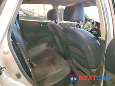Zdjęcie 11 z 13 samochodu: 2009 NISSAN ROGUE S VIN:JN8AS58T99W328929 - miniatura