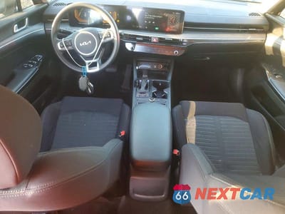 Zdjęcie 8 z 12 samochodu: 2025 KIA K5 LXS VIN:KNAG24J75S5364882 - miniatura