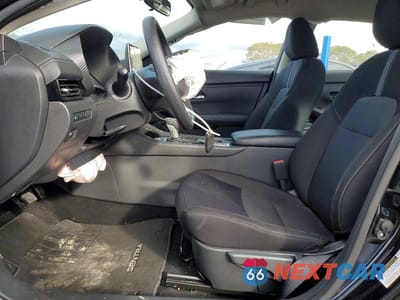 Zdjęcie 7 z 12 samochodu: 2025 NISSAN SENTRA SV VIN:3N1AB8CV6SY284427 - miniatura