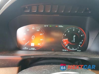 Zdjęcie 9 z 12 samochodu: 2017 VOLVO XC90 T6 VIN:YV4A22PL9H1140674 - miniatura