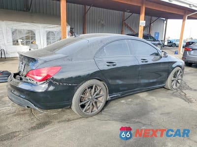 Trzecie zdjęcie samochodu z tyłu: 2015 MERCEDES-BENZ CLA 250 4MATIC VIN:WDDSJ4GB6FN191428 - miniatura