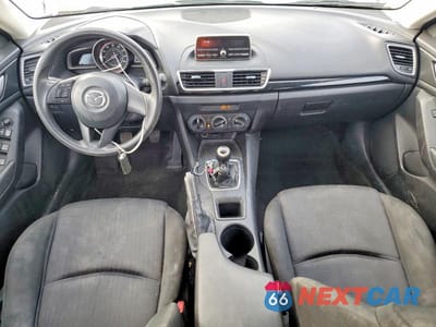 Zdjęcie 8 z 11 samochodu: 2015 MAZDA 3 SV VIN:JM1BM1T70F1269520 - miniatura