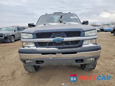 Piąte zdjęcie samochodu w środku: 2005 CHEVROLET SILVERADO K1500 VIN:1GCEK19B35Z334682 - miniatura