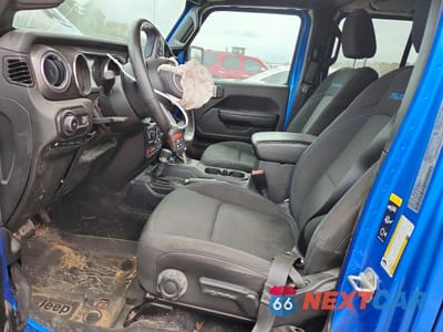 Zdjęcie 7 z 14 samochodu: 2023 JEEP WRANGLER RUBICON 4XE VIN:1C4JJXR62PW588315 - miniatura