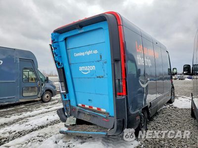 Trzecie zdjęcie samochodu z tyłu: 2023 RIVIAN EDV 700 VIN:7FCEHEB77PN014541 - miniatura