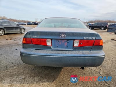 Zdjęcie 6 z 11 samochodu: 2000 TOYOTA CAMRY CE VIN:4T1BG22K9YU997501 - miniatura