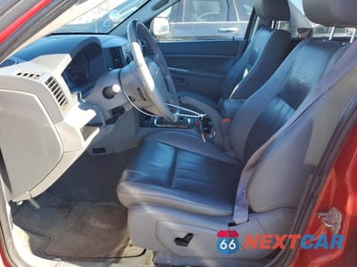 Zdjęcie 7 z 13 samochodu: 2005 JEEP GRAND CHEROKEE LAREDO VIN:1J4GR48KX5C646762 - miniatura
