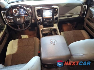 Zdjęcie 8 z 12 samochodu: 2016 RAM 1500 SLT VIN:1C6RR7LG2GS335720 - miniatura