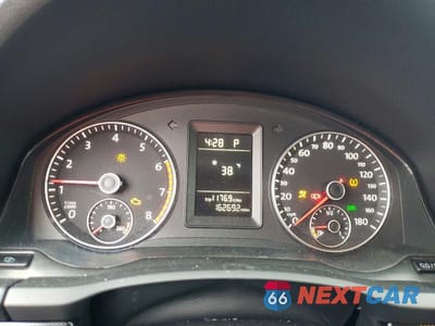 Zdjęcie 9 z 11 samochodu: 2010 VOLKSWAGEN JETTA WOLFSBURG VIN:3VWRA7AJ1AM100057 - miniatura