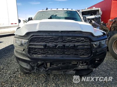 Piąte zdjęcie samochodu w środku: 2024 RAM 3500 UTILITY / SERVICE TRUCK VIN:3C7WRTCL1RG157006 - miniatura