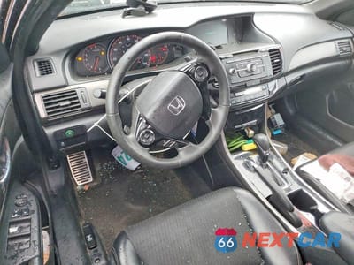Zdjęcie 8 z 12 samochodu: 2016 HONDA ACCORD SPORT VIN:1HGCR2F58GA212734 - miniatura
