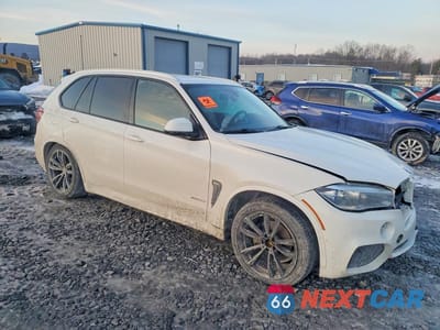 Czwarte zdjęcie samochodu z boku: 2018 BMW X5 XDRIVE35I VIN:5UXKR0C54J0X99884 - miniatura