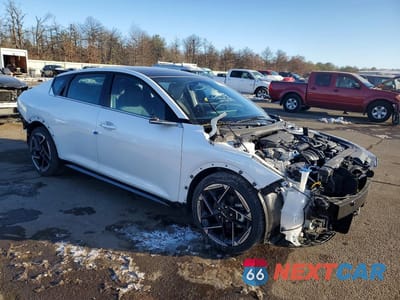 Czwarte zdjęcie samochodu z boku: 2025 KIA K4 GT LINE VIN:3KPFW4DE9SE188677 - miniatura