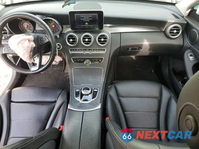 Zdjęcie 8 z 12 samochodu: 2017 MERCEDES-BENZ C 300 VIN:55SWF4JB7HU196918 - miniatura