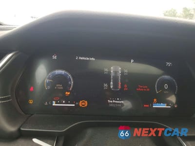 Zdjęcie 9 z 13 samochodu: 2023 JEEP GRAND CHEROKEE LAREDO VIN:1C4RJHAG7P8910674 - miniatura