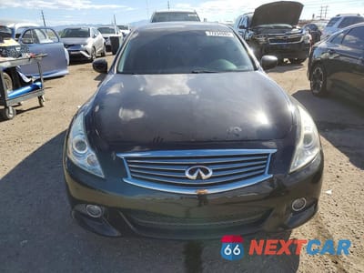 Piąte zdjęcie samochodu w środku: 2015 INFINITI Q40 BASE VIN:JN1CV6AP3FM580779 - miniatura