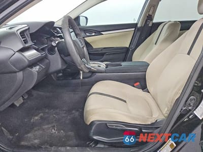 Zdjęcie 7 z 13 samochodu: 2017 HONDA CIVIC LX VIN:19XFC2F52HE018986 - miniatura
