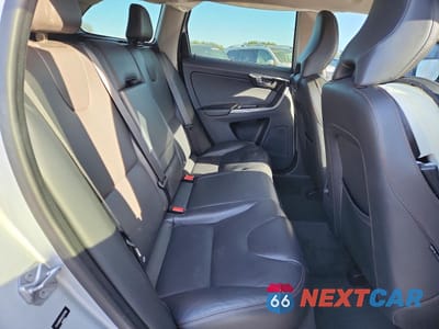 Zdjęcie 10 z 12 samochodu: 2017 VOLVO XC60 T6 DYNAMIC VIN:YV449MRR5H2127095 - miniatura