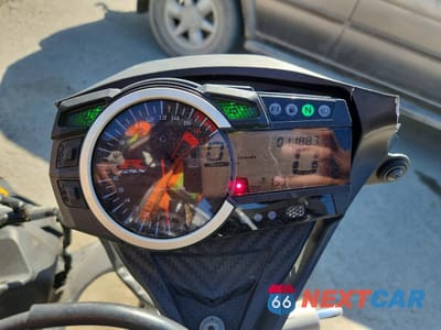 Zdjęcie 7 z 10 samochodu: 2017 SUZUKI GSX-R600 VIN:JS1GN7FA5H2100775 - miniatura