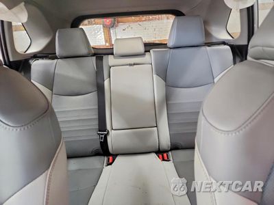 Zdjęcie 10 z 15 samochodu: 2025 TOYOTA RAV4 HYBRID LIMITED VIN:JTMD6RFV4SJ089740 - miniatura