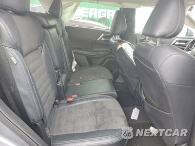 Zdjęcie 11 z 12 samochodu: 2022 MITSUBISHI OUTLANDER SE VIN:JA4J4UA81NZ043523 - miniatura